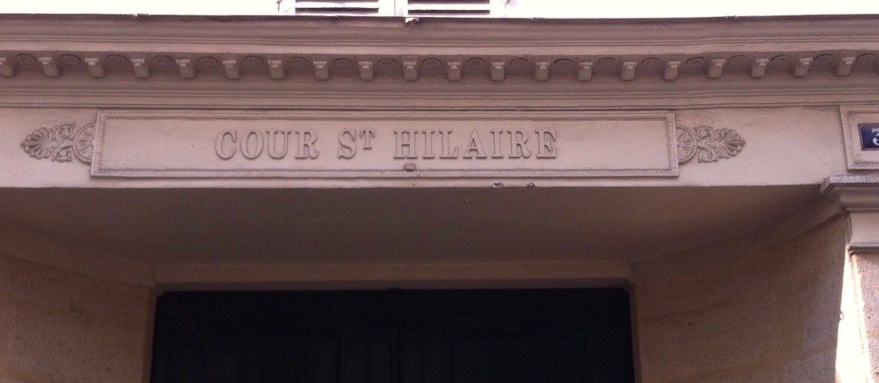 portail_Cour_St_Hilaire_3.jpg