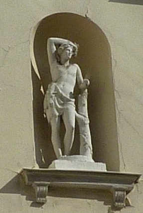 Statue_2.jpg