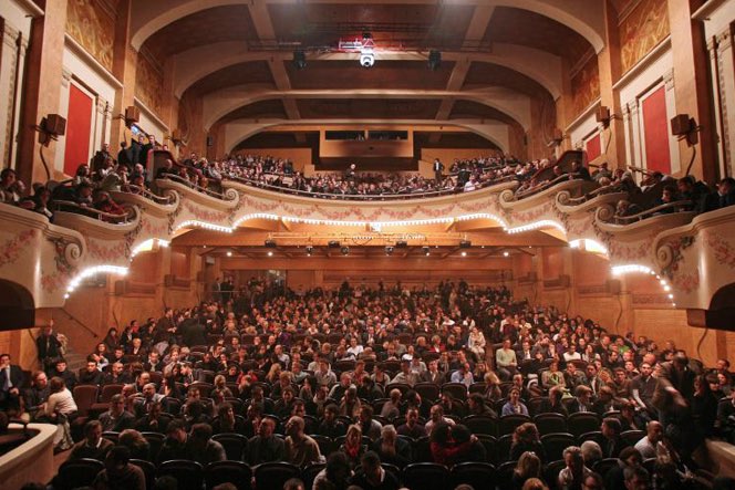 Palace_Salle.jpg